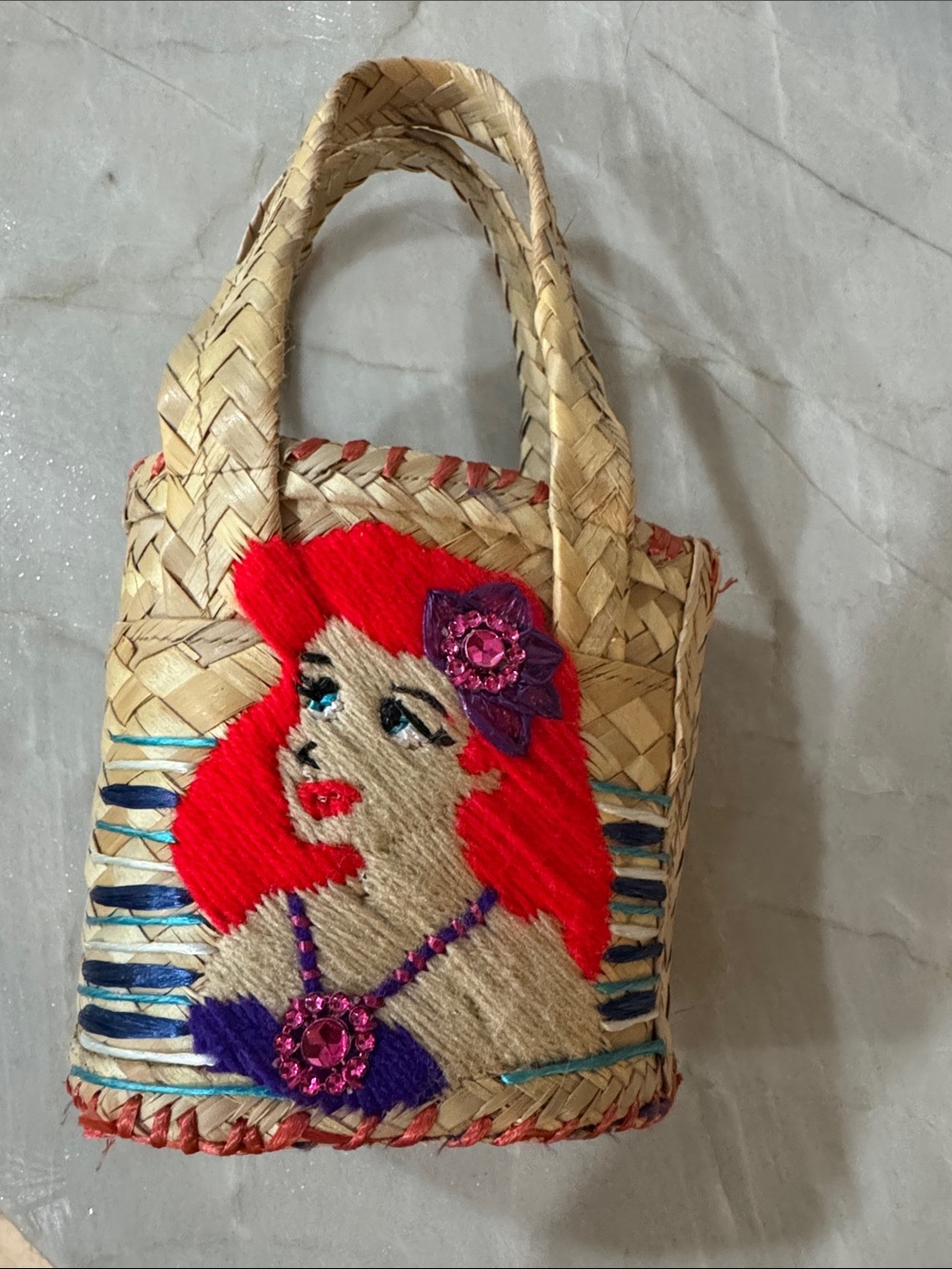 Straw little mermaid purse - Picture 5 of 6